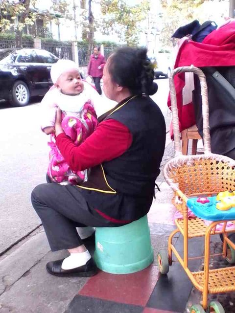 宝宝喜欢竖着抱的宝妈,进!