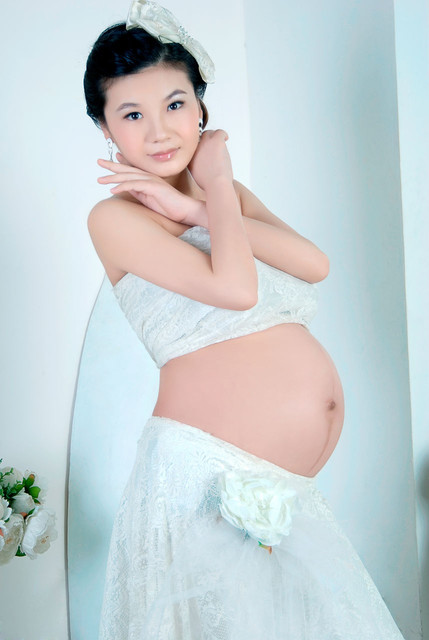7月30号预产期,8月3号顺产一枚8斤小龙女,附照片