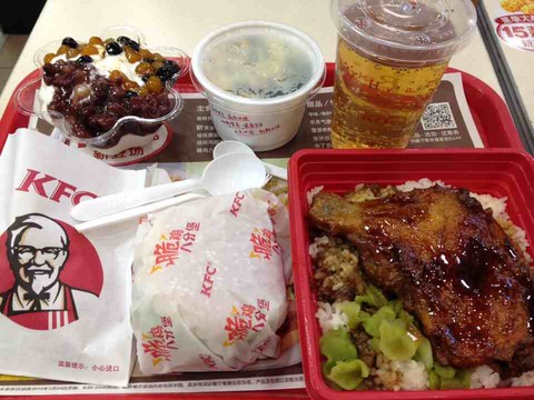 今天吃美了,爽歪歪肚子都圆滚滚咯.