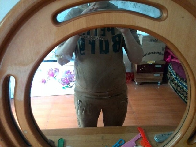 宝妈们,看看我的肚子是不是像个篮球