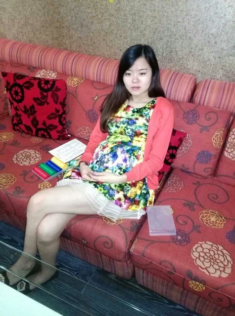 宝妈们晒给我看看肚子