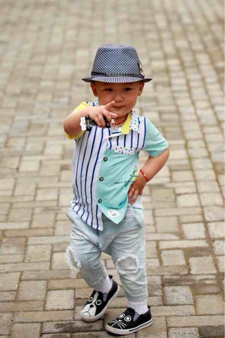 看看这肚子是男孩女孩?明天揭谜底哦