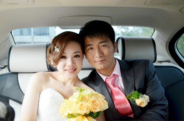 20岁以下,结婚当天婚纱照!