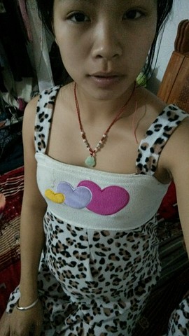 34周 的肚子～无聊在家自拍的～不喜勿喷
