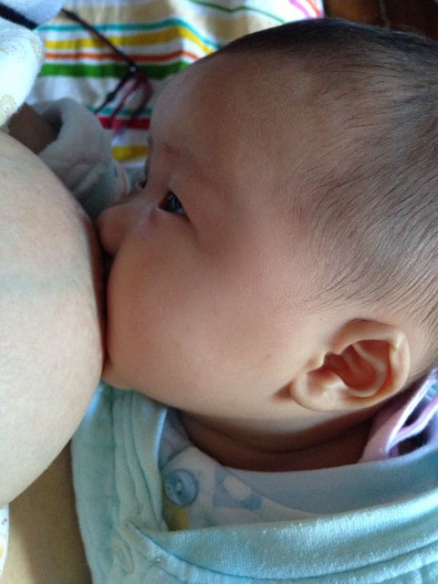 已颁奖【母乳宣传日互动】大胆亮出你的母乳照,比比谁拍的最美!