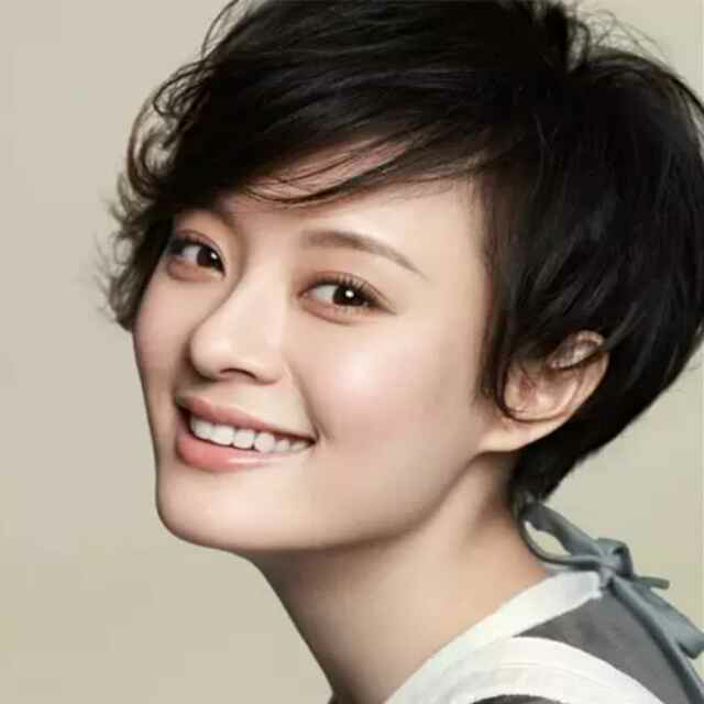 Li y. Li y. Бетти сун ли. Bomba estereo фото в купальнике. Li y.