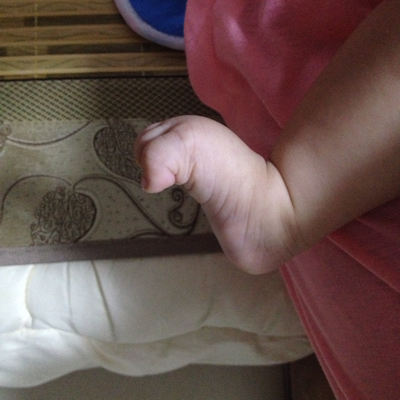 婴儿正常脚面图片图片